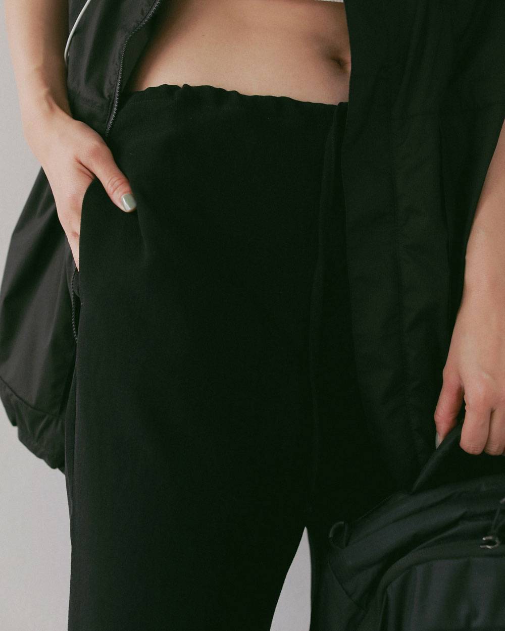 Back Satin Capripants Back Satin Capripants(バック サテン カプリパンツ)です。62710718,ボトム,パンツ,ànuke,アンヌーク,lifes,ライフズ,27ss