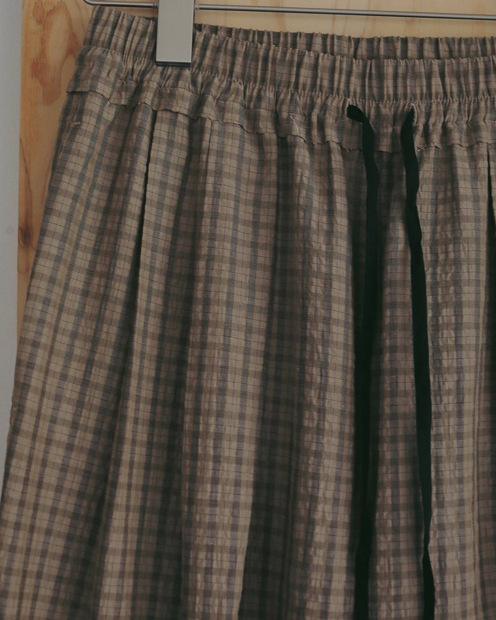 Suckercheck Loose Pants Suckercheck Loose Pants,サッカーチェック ルーズ パンツ,62710720,ボトム,パンツ,チェック,柄,ワイド,ワイドパンツ,ànuke,アンヌーク,lifes,ライフズ,27ss
