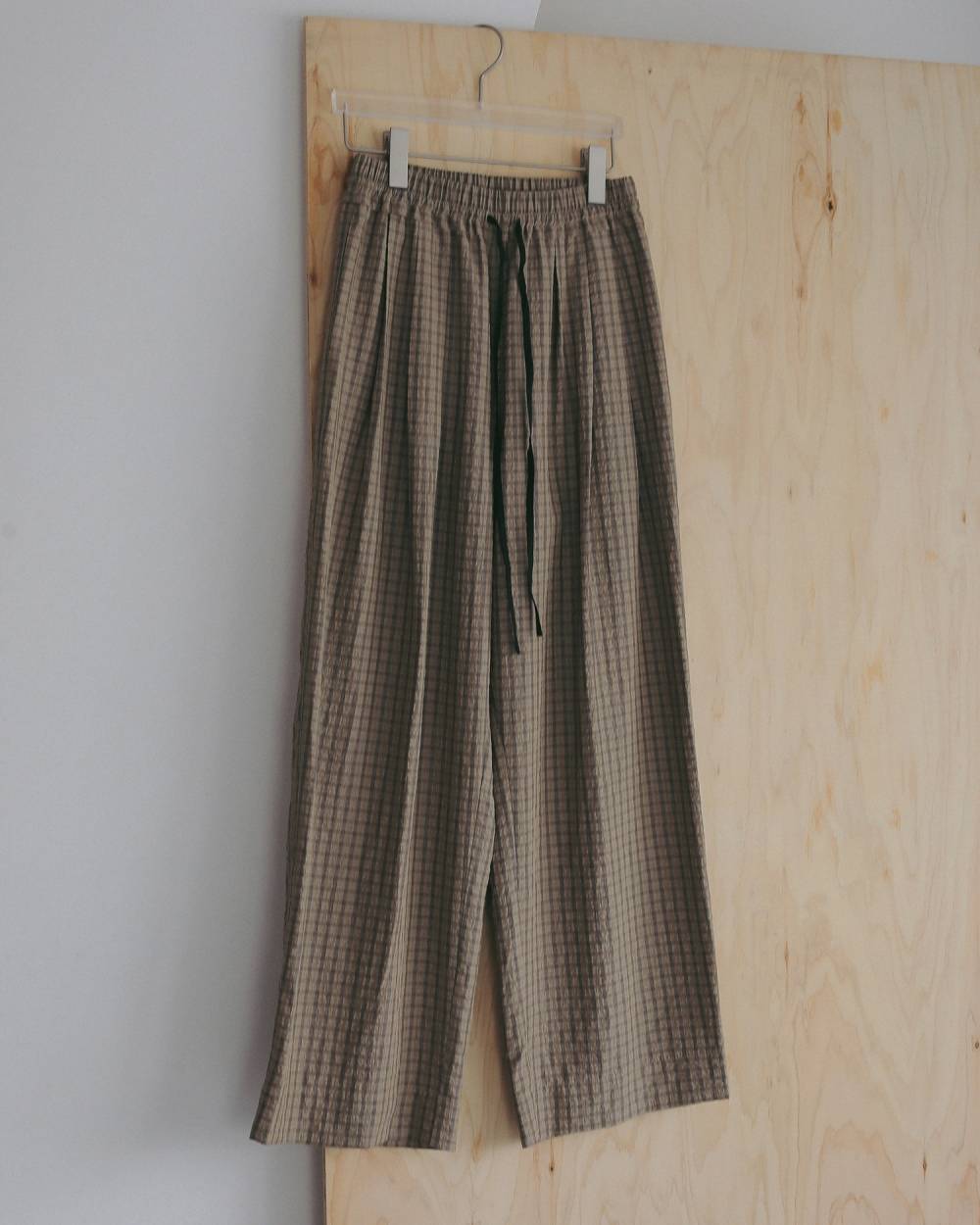 Suckercheck Loose Pants Suckercheck Loose Pants,サッカーチェック ルーズ パンツ,62710720,ボトム,パンツ,チェック,柄,ワイド,ワイドパンツ,ànuke,アンヌーク,lifes,ライフズ,27ss