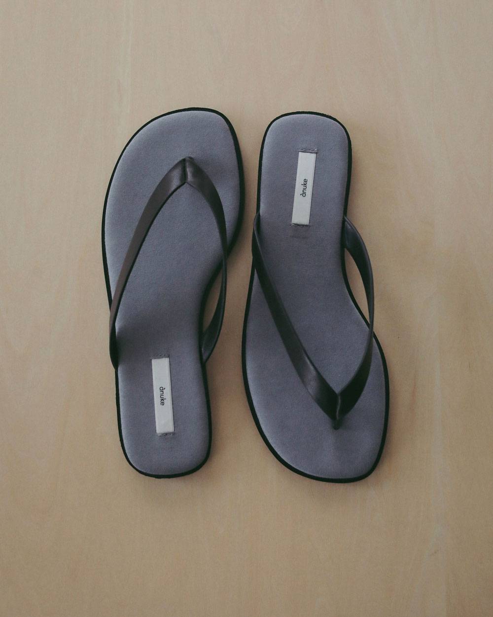 Bicolor Tongs Sandals Bicolor Tongs Sandals,バイカラー トング サンダル,62711005,サンダル,靴,トングサンダル,ànuke,アンヌーク,lifes,ライフズ,27ss